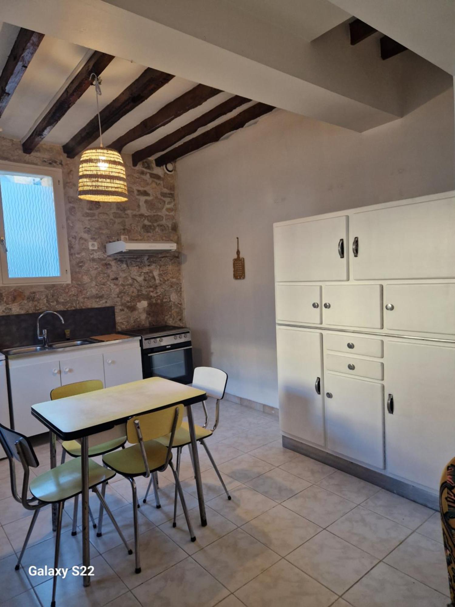 Duplex En Centre Ville 维莱科特雷 外观 照片