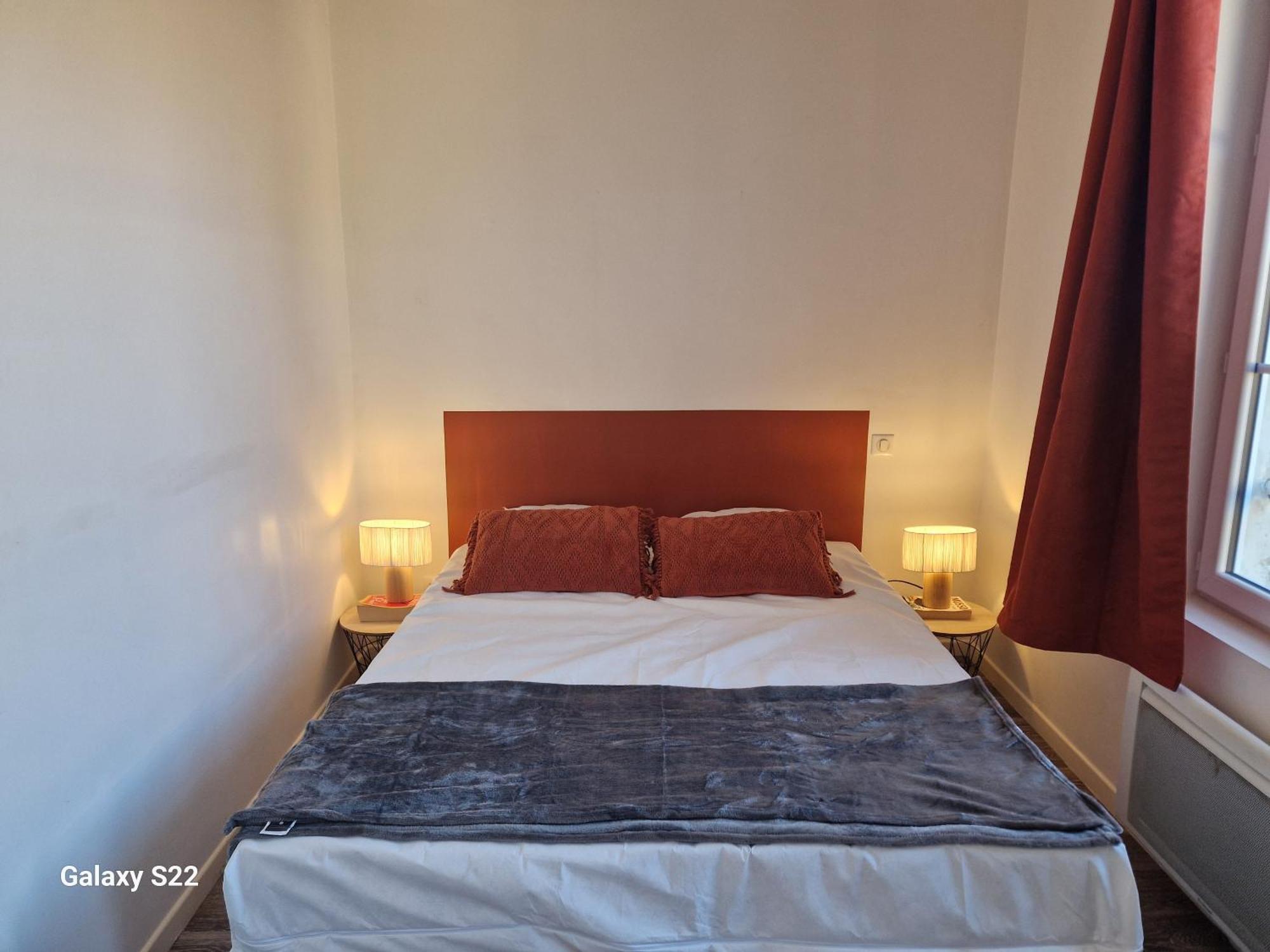 Duplex En Centre Ville 维莱科特雷 外观 照片